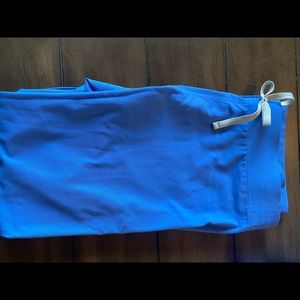 FIGS SCRUB BOTTOM : cargo pant , ceil blue : medium!!!